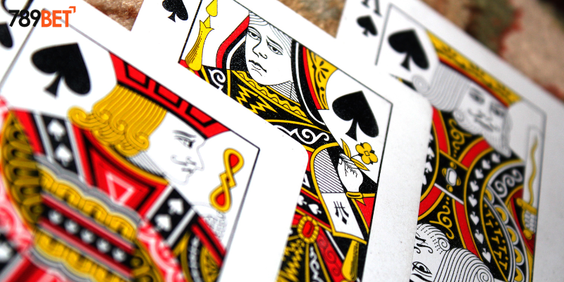 Khám phá bài binh 13 lá cùng nhà cái